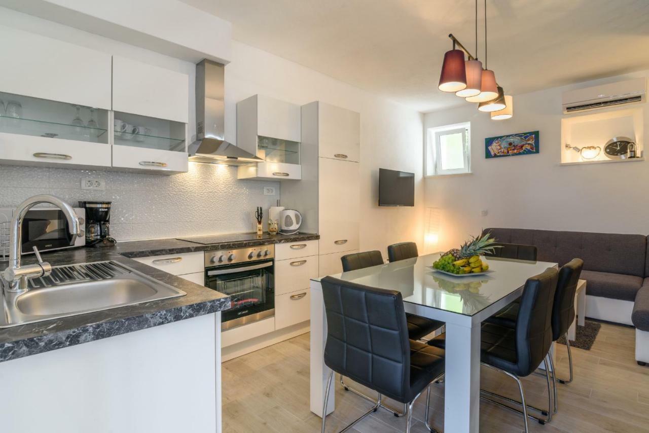 Apartment Porat Trogir Exterior foto